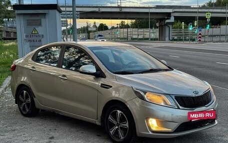 KIA Rio III рестайлинг, 2013 год, 620 000 рублей, 2 фотография