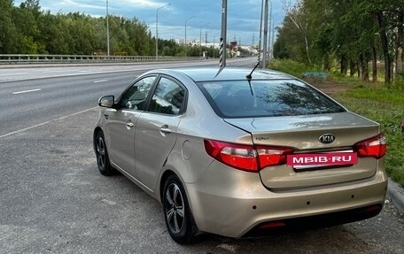 KIA Rio III рестайлинг, 2013 год, 620 000 рублей, 4 фотография