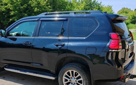 Toyota Land Cruiser Prado 150 рестайлинг 2, 2019 год, 5 300 000 рублей, 7 фотография