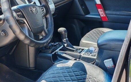 Toyota Land Cruiser Prado 150 рестайлинг 2, 2019 год, 5 300 000 рублей, 5 фотография