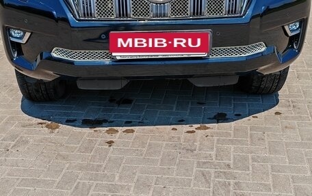 Toyota Land Cruiser Prado 150 рестайлинг 2, 2019 год, 5 300 000 рублей, 12 фотография