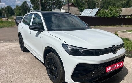 Volkswagen Tiguan, 2025 год, 4 700 000 рублей, 2 фотография