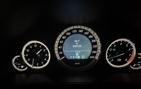 Mercedes-Benz E-Класс, 2010 год, 1 050 000 рублей, 6 фотография