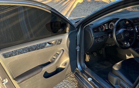 Volkswagen Jetta VI, 2014 год, 1 270 000 рублей, 6 фотография