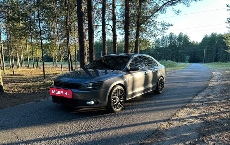 Volkswagen Jetta VI, 2014 год, 1 270 000 рублей, 3 фотография