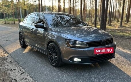 Volkswagen Jetta VI, 2014 год, 1 270 000 рублей, 5 фотография