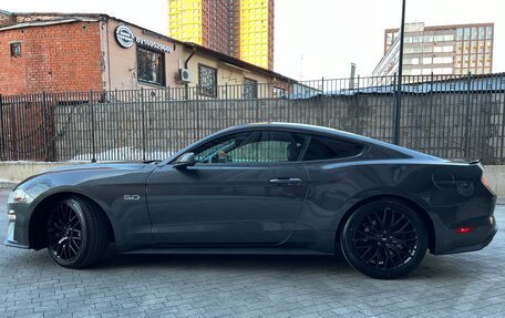 Ford Mustang VI рестайлинг, 2019 год, 2 600 000 рублей, 7 фотография