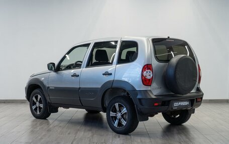 Chevrolet Niva I рестайлинг, 2017 год, 729 000 рублей, 2 фотография
