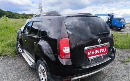 Renault Duster I рестайлинг, 2014 год, 350 000 рублей, 2 фотография