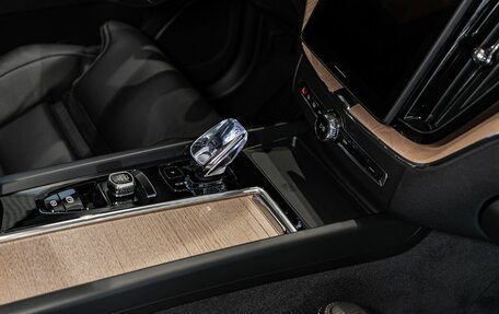 Volvo XC60 II, 2026 год, 11 400 000 рублей, 21 фотография