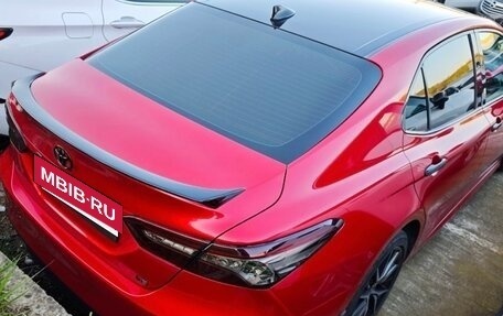 Toyota Camry, 2021 год, 3 900 000 рублей, 2 фотография