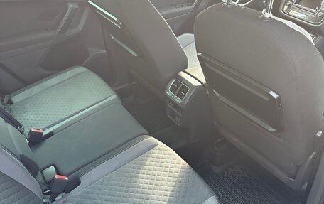 Volkswagen Tiguan II, 2017 год, 2 000 000 рублей, 4 фотография