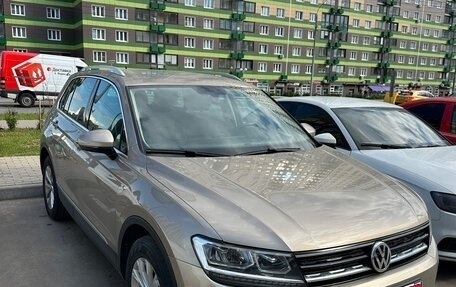 Volkswagen Tiguan II, 2017 год, 2 000 000 рублей, 5 фотография