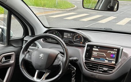 Peugeot 2008 II, 2014 год, 750 000 рублей, 9 фотография