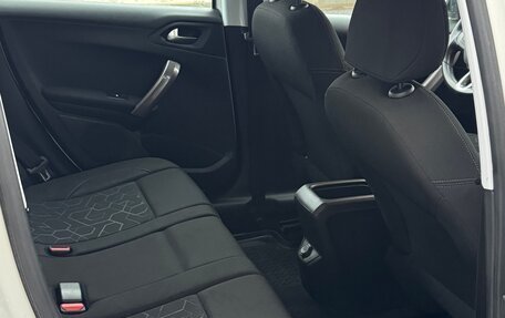 Peugeot 2008 II, 2014 год, 750 000 рублей, 10 фотография