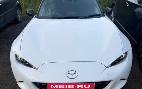 Mazda Roadster IV (ND), 2016 год, 2 200 000 рублей, 2 фотография