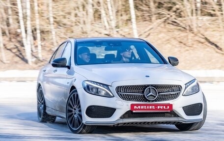 Mercedes-Benz C-Класс AMG, 2017 год, 3 850 000 рублей, 9 фотография