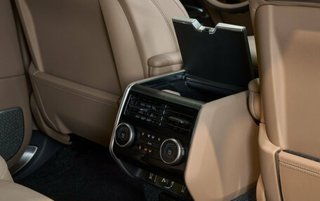 Land Rover Range Rover IV рестайлинг, 2026 год, 24 000 000 рублей, 30 фотография