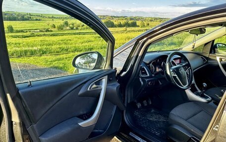 Opel Astra J, 2010 год, 650 000 рублей, 16 фотография