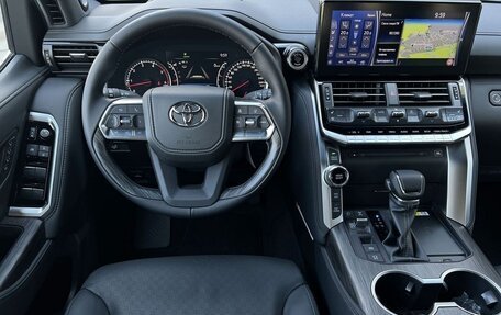 Toyota Land Cruiser, 2025 год, 16 590 000 рублей, 12 фотография