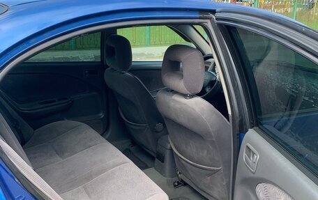 Toyota Avensis III рестайлинг, 1999 год, 450 000 рублей, 9 фотография