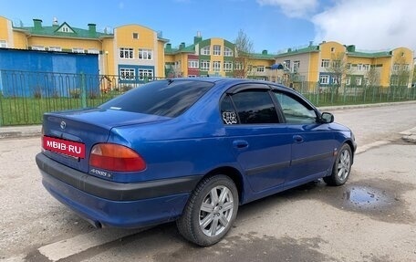 Toyota Avensis III рестайлинг, 1999 год, 450 000 рублей, 6 фотография