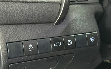 Toyota Camry, 2018 год, 2 200 000 рублей, 18 фотография