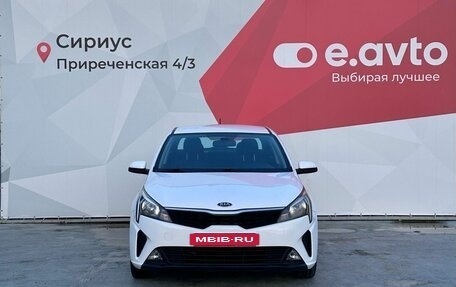 KIA Rio IV, 2021 год, 1 200 000 рублей, 2 фотография