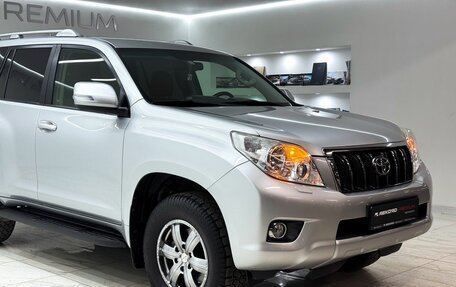 Toyota Land Cruiser Prado 150 рестайлинг 2, 2012 год, 3 000 000 рублей, 6 фотография