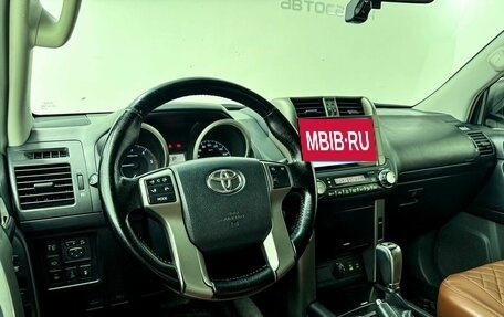 Toyota Land Cruiser Prado 150 рестайлинг 2, 2012 год, 3 000 000 рублей, 7 фотография