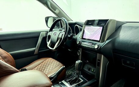 Toyota Land Cruiser Prado 150 рестайлинг 2, 2012 год, 3 000 000 рублей, 9 фотография