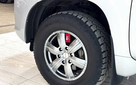 Toyota Land Cruiser Prado 150 рестайлинг 2, 2012 год, 3 000 000 рублей, 22 фотография