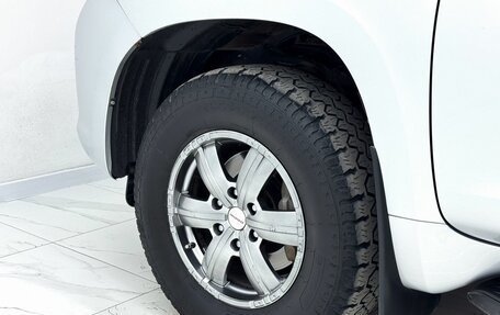 Toyota Land Cruiser Prado 150 рестайлинг 2, 2012 год, 3 000 000 рублей, 24 фотография