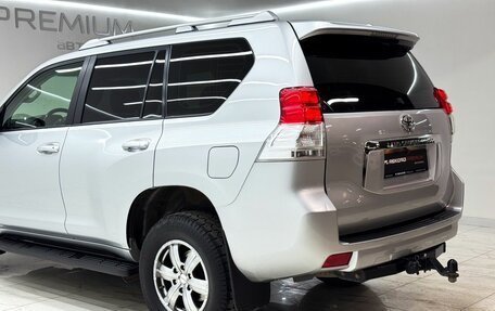 Toyota Land Cruiser Prado 150 рестайлинг 2, 2012 год, 3 000 000 рублей, 29 фотография
