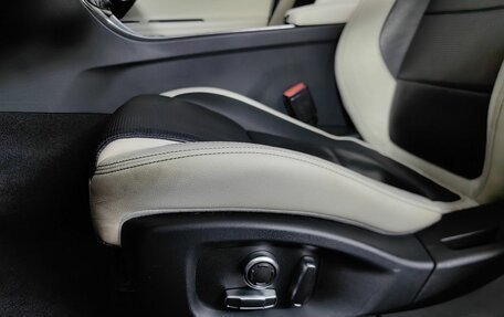 Jaguar XF II, 2019 год, 2 815 000 рублей, 21 фотография