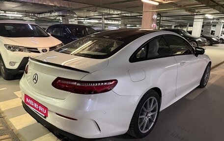 Mercedes-Benz E-Класс, 2018 год, 3 450 000 рублей, 2 фотография