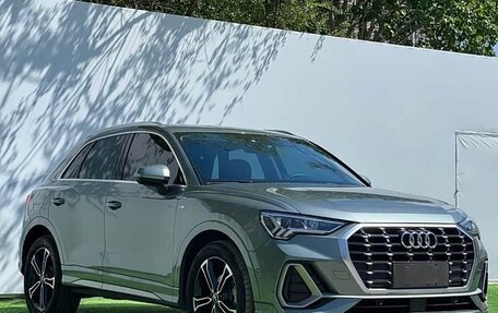 Audi Q3, 2023 год, 2 700 000 рублей, 5 фотография