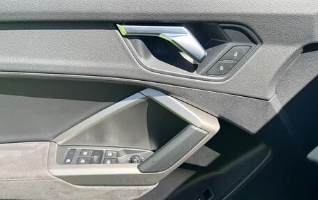 Audi Q3, 2023 год, 2 700 000 рублей, 16 фотография