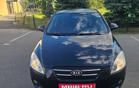 KIA cee'd I рестайлинг, 2008 год, 580 000 рублей, 1 фотография