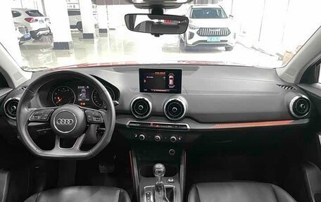 Audi Q2 I, 2022 год, 1 900 000 рублей, 2 фотография