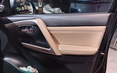 Mitsubishi Pajero Sport III рестайлинг, 2020 год, 4 390 000 рублей, 12 фотография