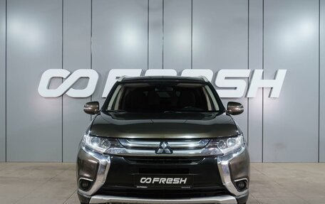 Mitsubishi Outlander III рестайлинг 3, 2017 год, 1 799 000 рублей, 3 фотография