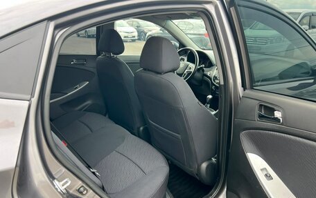 Hyundai Solaris II рестайлинг, 2011 год, 1 049 000 рублей, 18 фотография