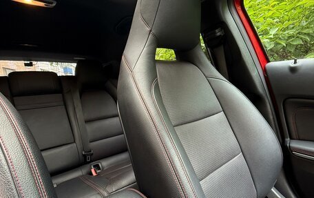 Mercedes-Benz A-Класс, 2016 год, 1 499 000 рублей, 24 фотография