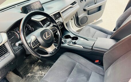 Lexus RX IV рестайлинг, 2017 год, 3 499 000 рублей, 26 фотография
