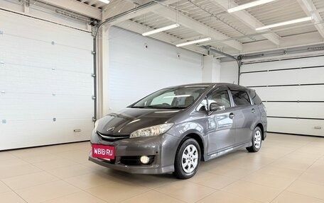 Toyota Wish II, 2013 год, 1 449 000 рублей, 2 фотография