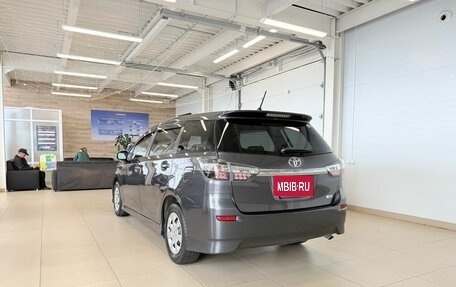 Toyota Wish II, 2013 год, 1 449 000 рублей, 4 фотография