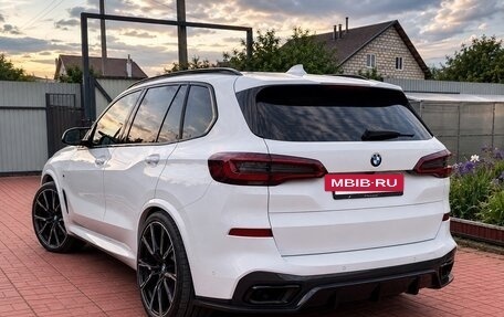 BMW X5, 2019 год, 8 100 000 рублей, 5 фотография