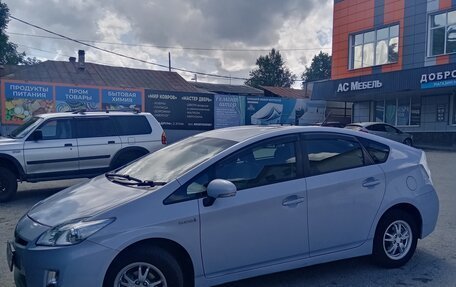 Toyota Prius, 2010 год, 1 350 000 рублей, 12 фотография