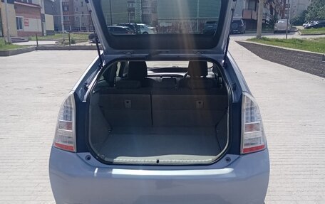 Toyota Prius, 2010 год, 1 350 000 рублей, 18 фотография